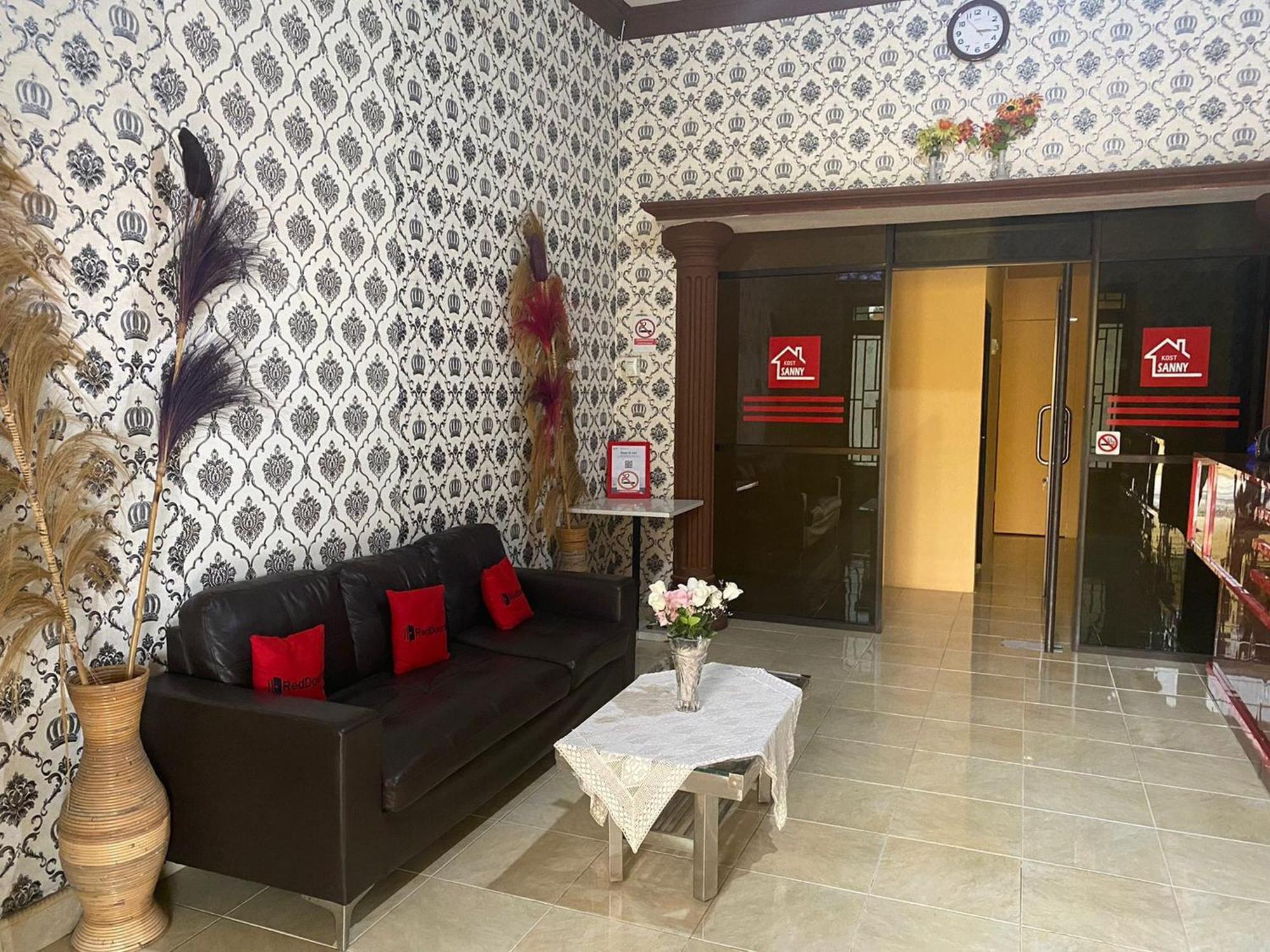 Reddoorz @ Jalan Padat Karya Prabumulih Perabumulih Buitenkant foto